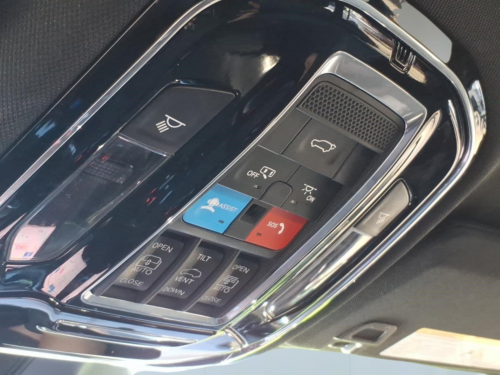 Used 2023 Jeep Grand Cherokee Overland AWD/4WD image 20