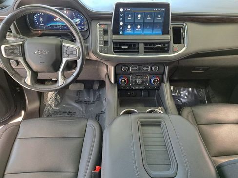 Used 2022 Chevrolet Tahoe Z71 w/ Luxury Package image 28