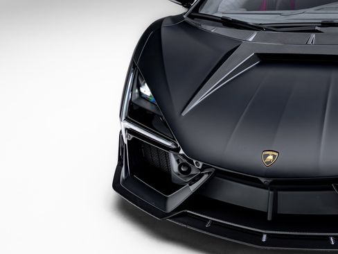 Used 2024 Lamborghini Revuelto AWD/4WD image 19