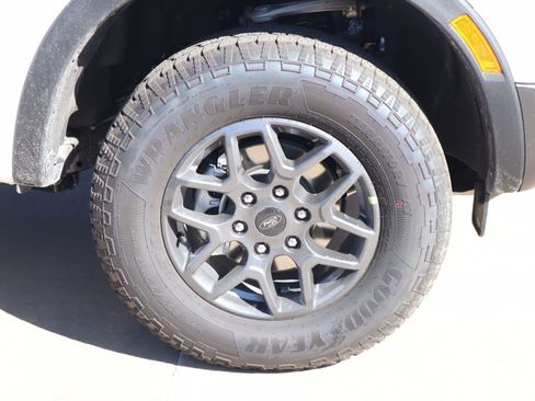 New 2026 Ford Ranger XLT w/ FX4 Off-Road Package AWD/4WD image 17