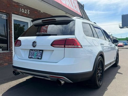 Used 2019 Volkswagen Golf Alltrack SE AWD/4WD image 4