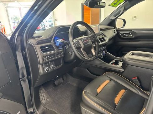 Used 2023 GMC Yukon AT4 AWD/4WD image 18