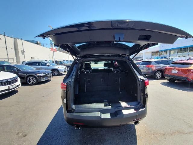 Used 2023 Chevrolet Traverse LS FWD image 24