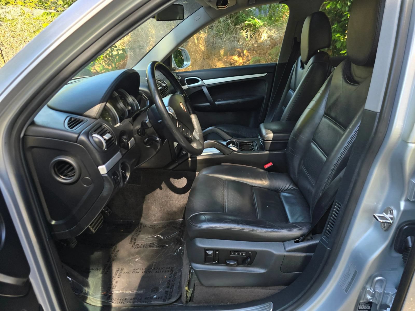 Used 2004 Porsche Cayenne S AWD/4WD image 22
