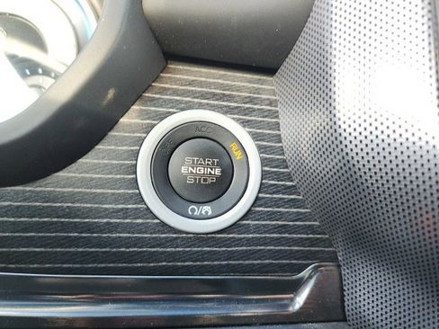 Used 2021 RAM 1500 Limited w/ Bed Utility Group image 16