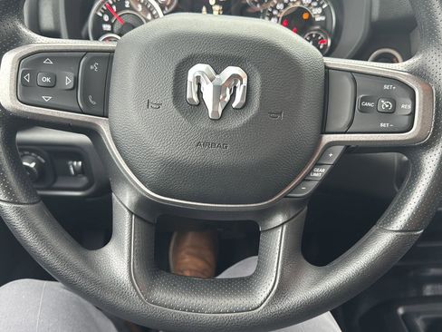 Used 2024 RAM 2500 Tradesman w/ Chrome Appearance Group image 14