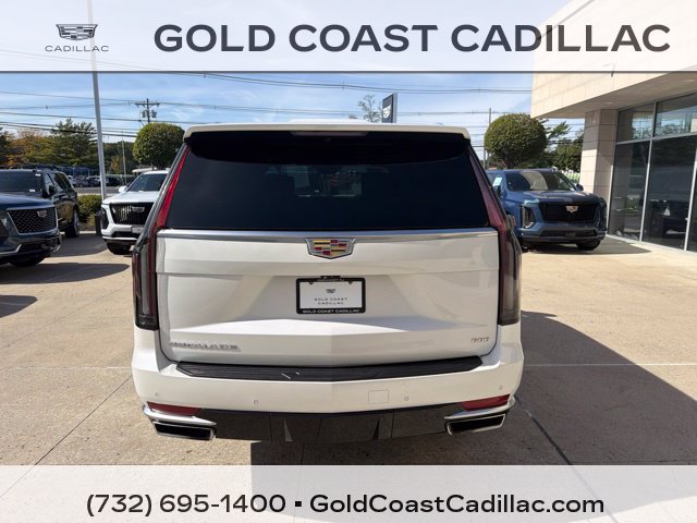 Used 2021 Cadillac Escalade Premium Luxury w/ Driver Assist Tech Package AWD/4WD image 3