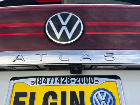 New 2026 Volkswagen Atlas Cross Sport SE AWD/4WD image 16