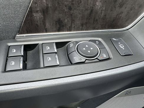 Used 2023 Ford F250 Lariat w/ Lariat Ultimate Package image 16