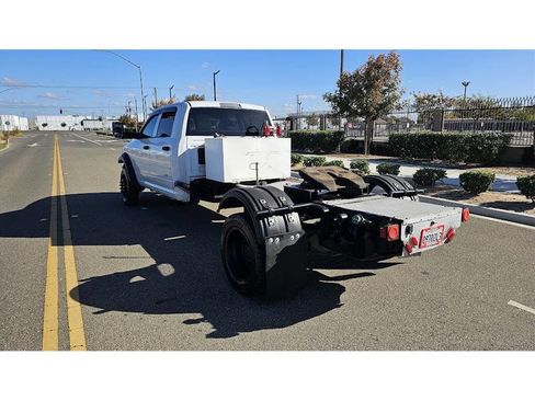 Used 2018 RAM 5500 Tradesman w/ Ambulance Prep Group image 7