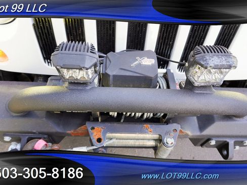 Used 2017 Jeep Wrangler Unlimited Sport w/ Trailer Tow Group AWD/4WD image 3