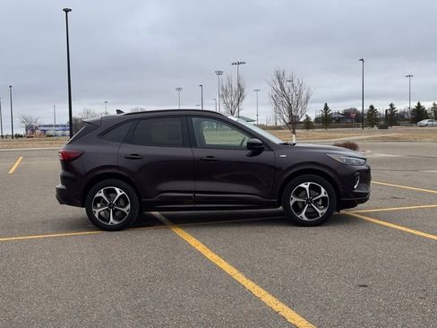 Certified 2023 Ford Escape ST-Line Elite w/ Premium Technology Package image 2