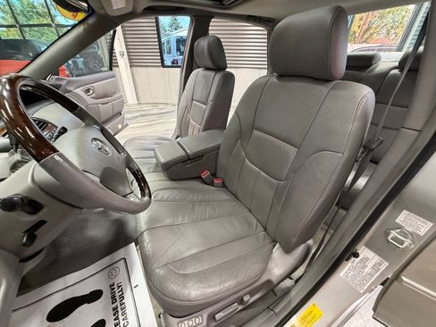 Used 2003 Toyota Avalon XLS FWD image 11