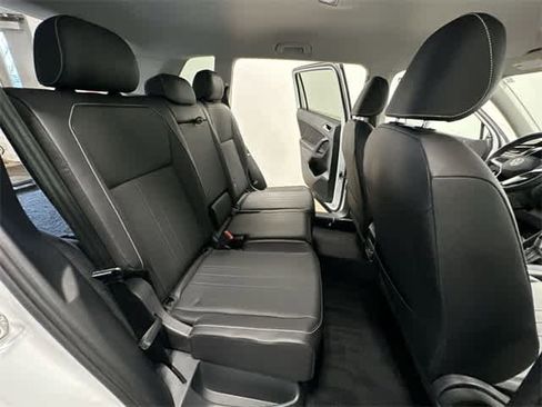 Certified 2022 Volkswagen Tiguan SE image 24