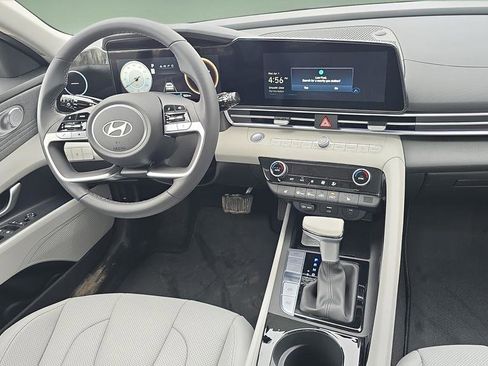 New 2026 Hyundai Elantra Limited FWD image 27