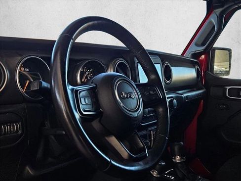 Used 2018 Jeep Wrangler Unlimited Sport S image 9