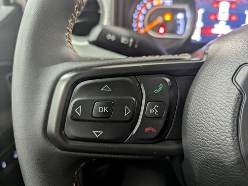 Used 2024 Jeep Wrangler Unlimited Sport image 16