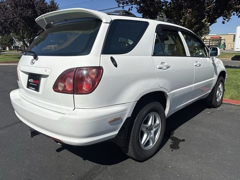 Used 2000 Lexus RX 300 4WD w/ Premium Pkg image 11