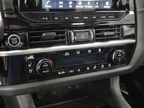 Used 2022 Nissan Pathfinder Platinum w/ Cargo Package image 31