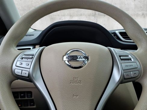 Used 2014 Nissan Rogue SV w/ SV Premium Package image 22