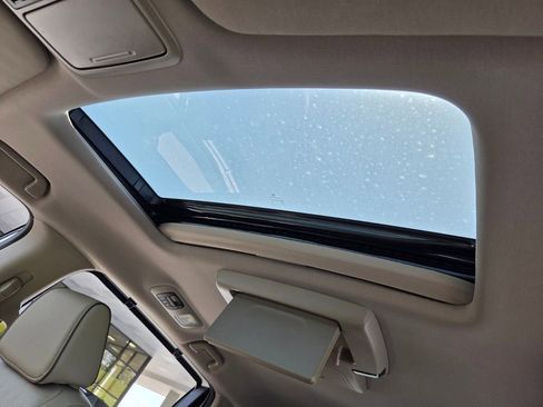 Used 2022 Honda Odyssey Elite image 8
