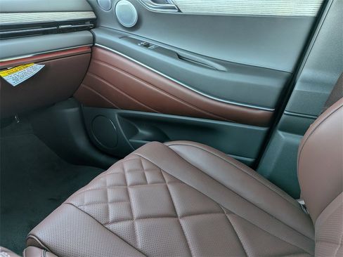 New 2025 Genesis GV80 3.5T Prestige image 19