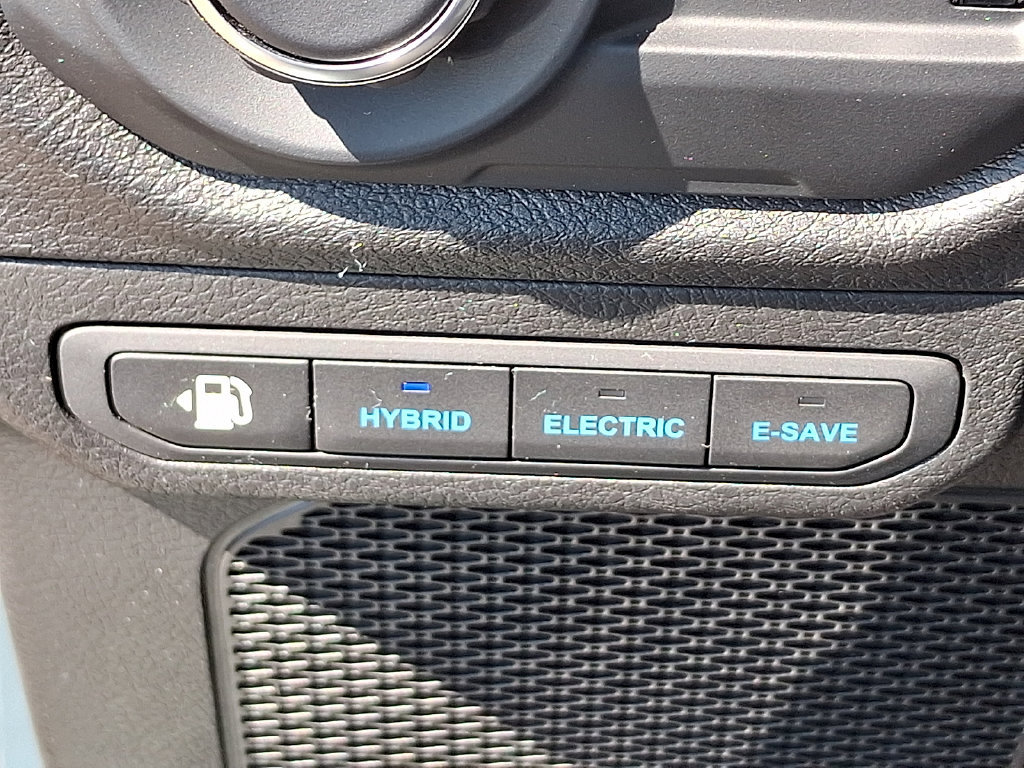 Used 2024 Jeep Wrangler Unlimited w/ Convenience Group AWD/4WD image 24