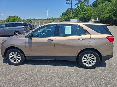 Used 2018 Chevrolet Equinox LS AWD/4WD image 8