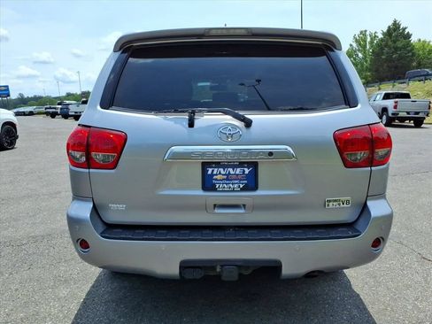 Used 2013 Toyota Sequoia Platinum AWD/4WD image 4