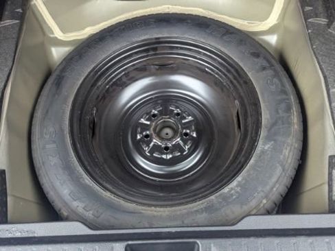 Used 2018 Subaru Outback 2.5i Premium image 15