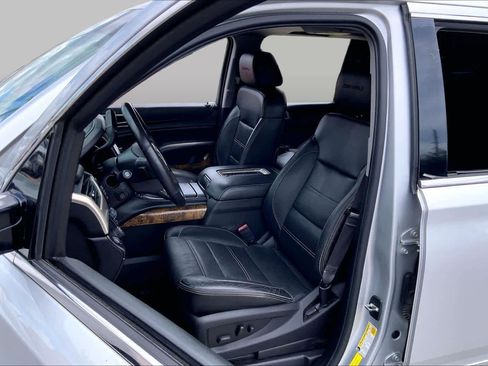 Used 2016 GMC Yukon XL Denali w/ Open Road Package RWD image 7