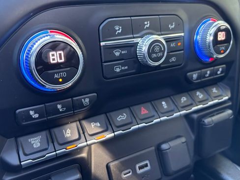 Used 2021 GMC Sierra 2500 Denali w/ Denali Ultimate Package image 31