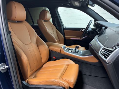 Used 2022 BMW X5 xDrive40i w/ M Sport Package AWD/4WD image 29