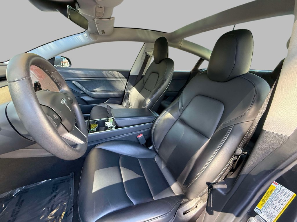 Used 2019 Tesla Model 3 AWD/4WD image 2