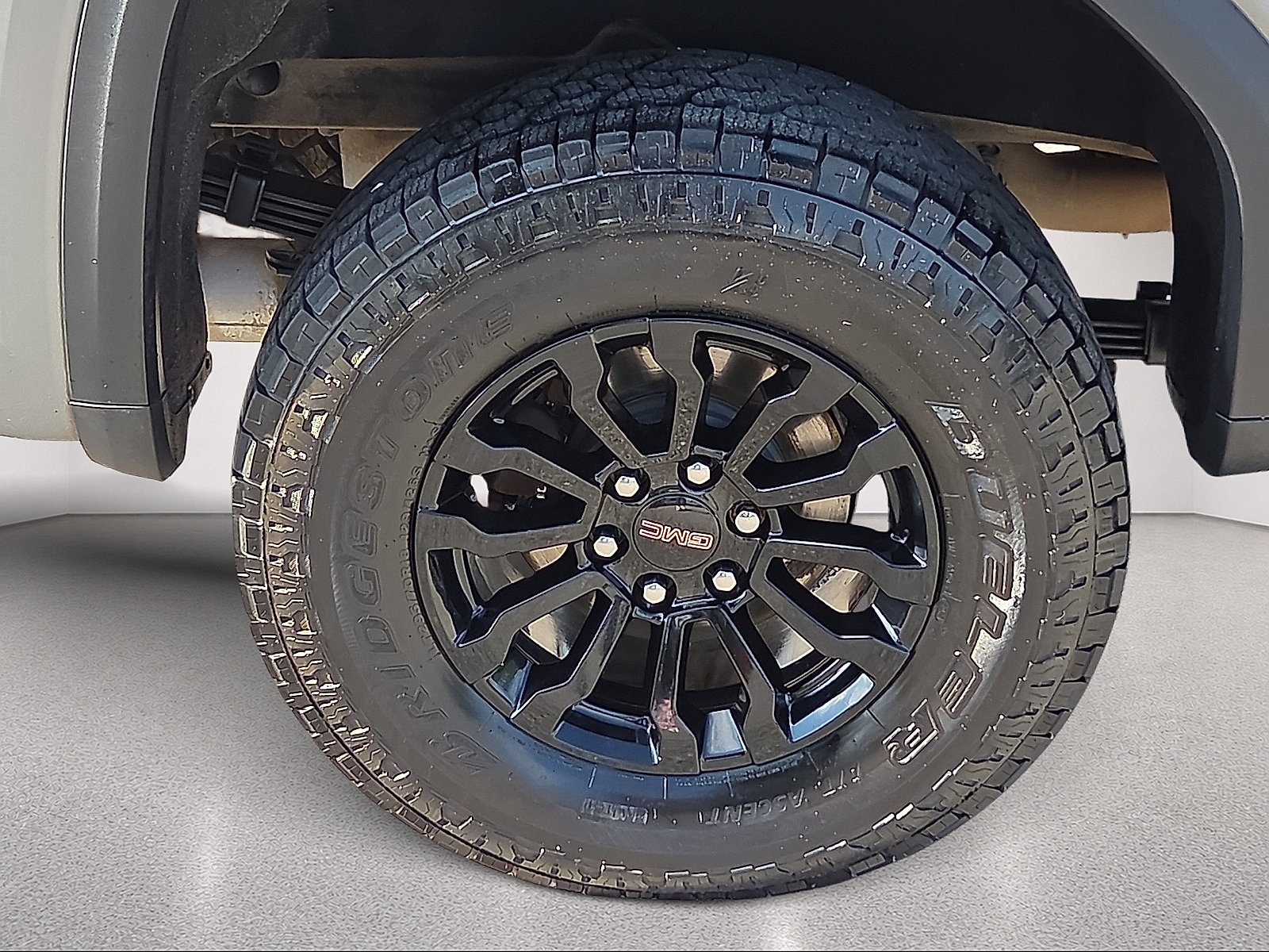 Used 2023 GMC Sierra 1500 AT4X AWD/4WD image 7