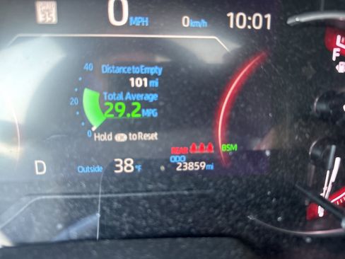 Used 2023 Toyota RAV4 XLE Premium image 13