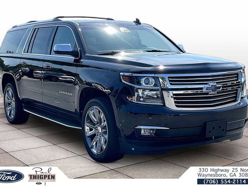 Used 2019 Chevrolet Suburban Premier AWD/4WD image 1