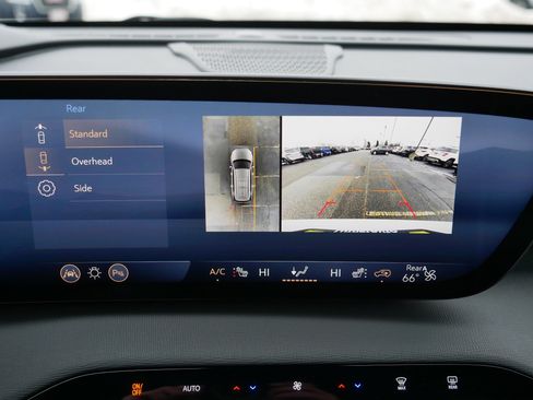 Used 2025 Buick Enclave Preferred image 26