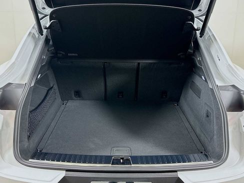 New 2026 Porsche Cayenne image 27