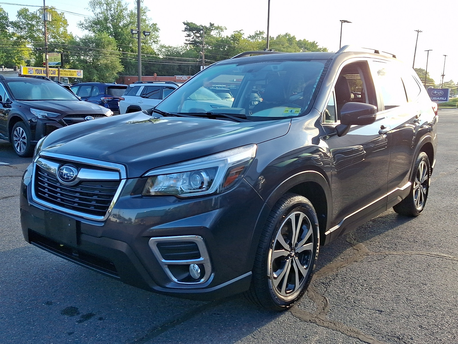 Used 2019 Subaru Forester Limited w/ Popular Package #3 AWD/4WD image 3