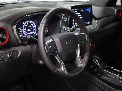 Used 2023 Chevrolet Blazer RS w/ Driver Confidence II Package image 4