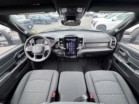 Used 2025 RAM 2500 Big Horn AWD/4WD image 11