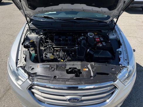 Used 2019 Ford Taurus SEL w/ Equipment Group 201A FWD image 44