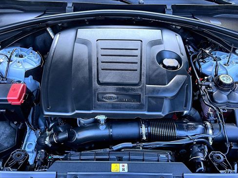 Used 2025 Land Rover Range Rover Velar Dynamic SE image 33