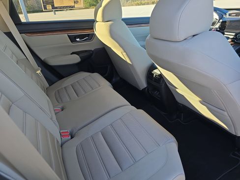 Used 2021 Honda CR-V EX image 11