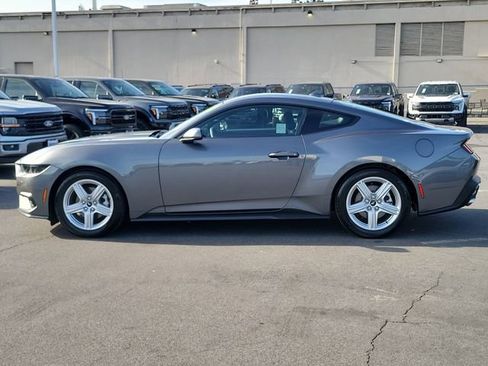 Used 2026 Ford Mustang Coupe RWD image 26