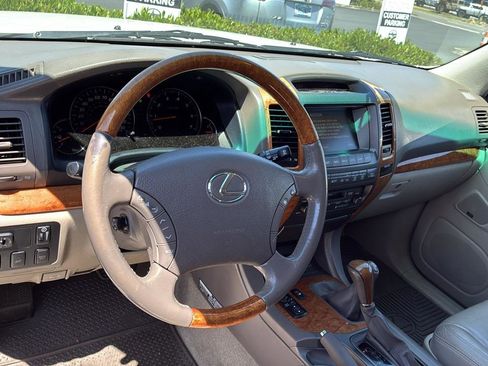 Used 2005 Lexus GX 470 AWD/4WD image 5