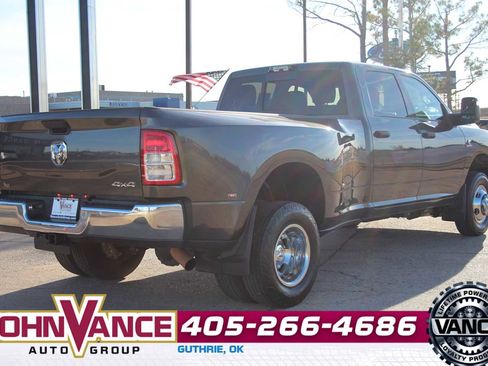 Used 2024 RAM 3500 Tradesman w/ Chrome Appearance Group image 7