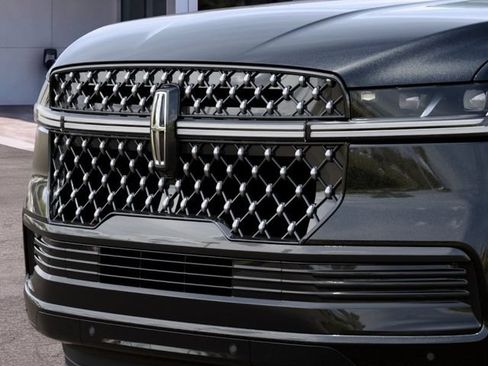 New 2027 Lincoln Navigator Black Label AWD/4WD image 17