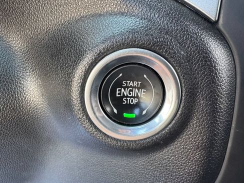 Used 2021 Chevrolet Silverado 1500 RST AWD/4WD image 36
